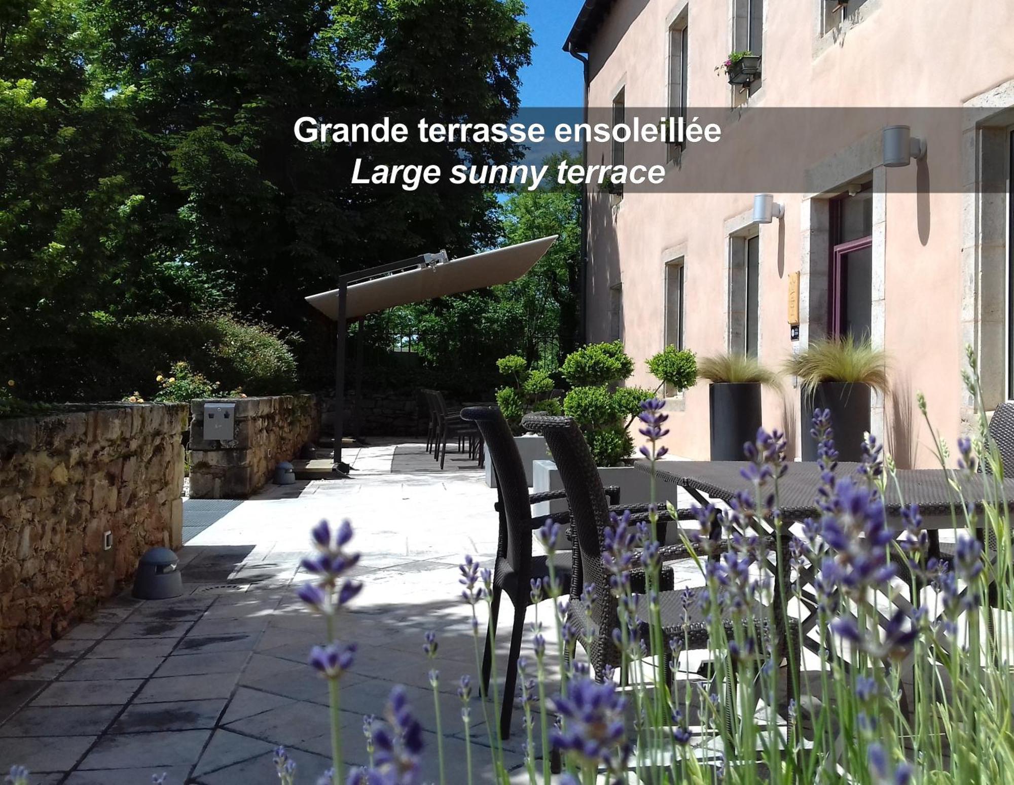 Hotel La Ferme De Bourran Rodez - Parking Prive Gratuit Ngoại thất bức ảnh