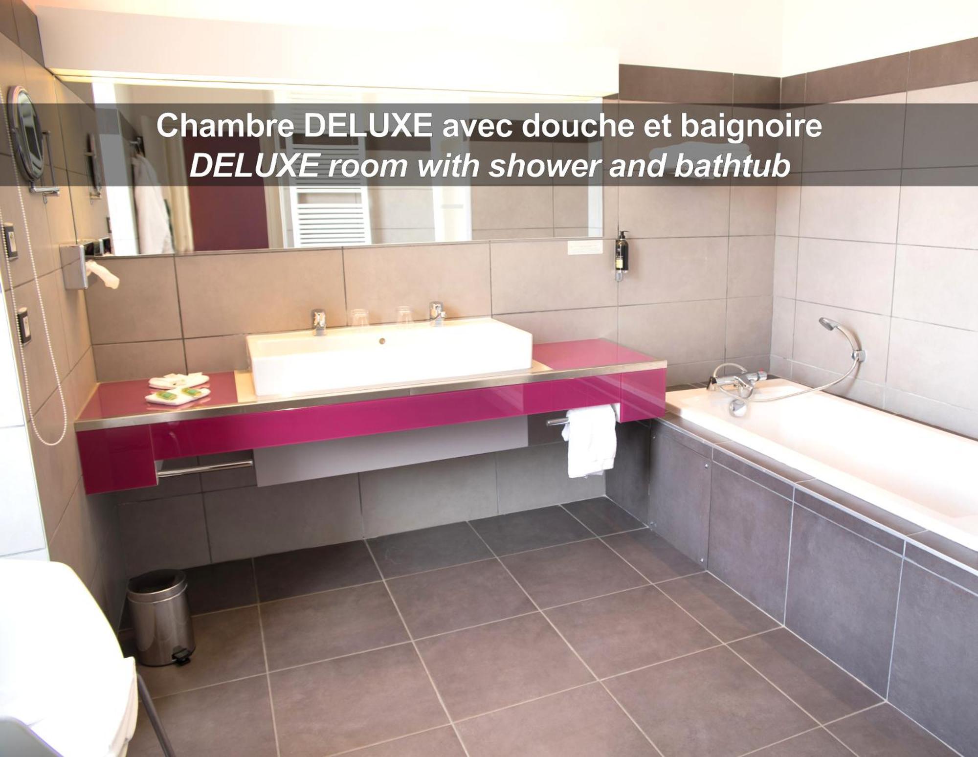 Hotel La Ferme De Bourran Rodez - Parking Prive Gratuit Ngoại thất bức ảnh